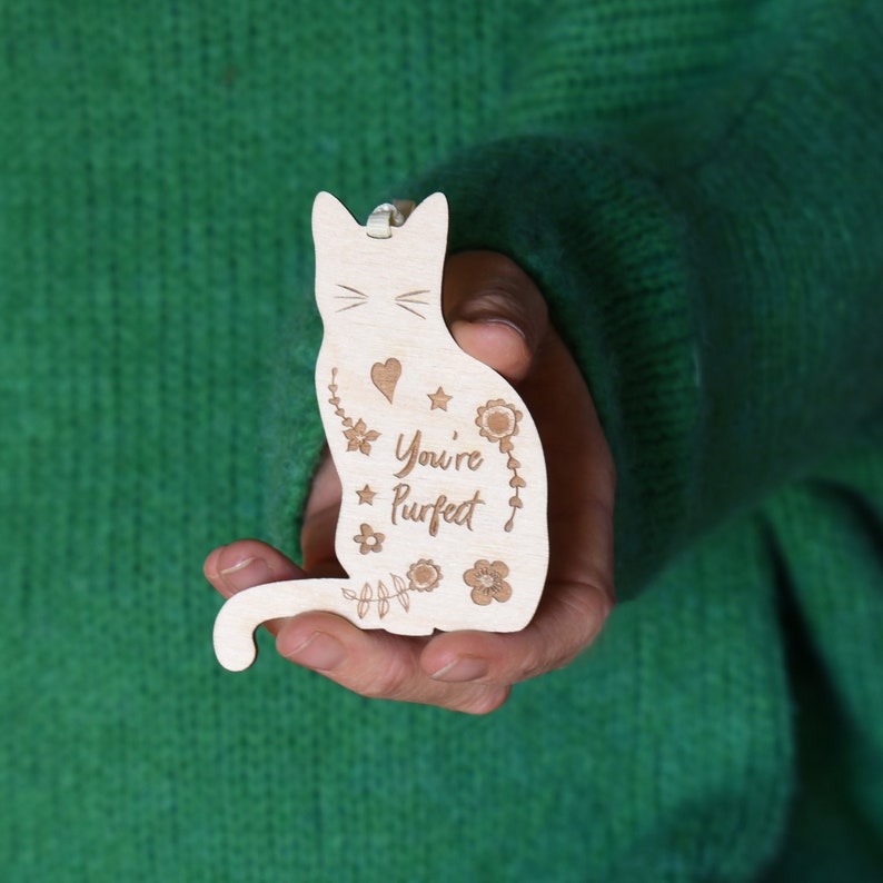 Cat Mum Mother's Day Gift, Cat Decoration Keepsake, Cat Lovers Gift for Women, Gift for Her, Custom Cat Ornament, Spring Decor